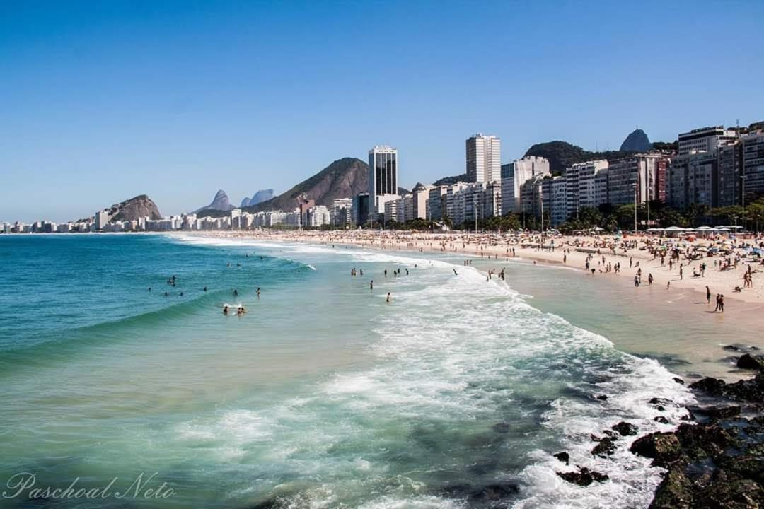 Apartamento Em Copacabana Na Quadra Da Praia Appartement Rio de Janeiro Buitenkant foto